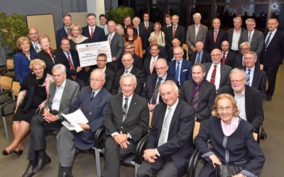 Gerne unterst�tze ich als Mitglied den Initiativkreis Ludwig-Erhard,
Dank an Evi Kurz f�pr ihren unerm�dlichen Einsatz
