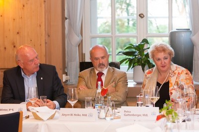 Im Gespr�ch bei der Fa. Trilux beim 