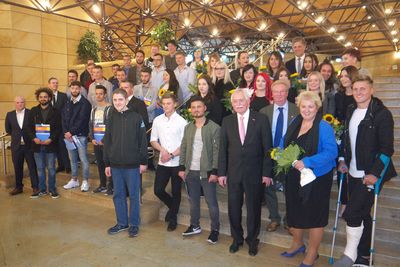 Gesellenfreisprechung der Kreishandwerkerschaft F�rth 2017:
Allen Neugesellinnen und -gesellen herzlichen Gl�ckwunsch