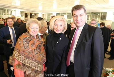 Gastgeber Staatsminister Dr. Markus S�der mit Kulturreferentin Prof. Dr. Julia Lehner -
