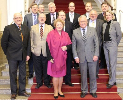 Erfolgreicher Erfahrungs- und Meinungsaustausch des Arbeitskreises f�r Verfassung, Recht, Parlamentsfragen und Verbraucherschutz der CSU-Landtagsfraktion mit den Vertretern der Rechtsanwaltskammern Bamberg, M�nchen und N�rnberg