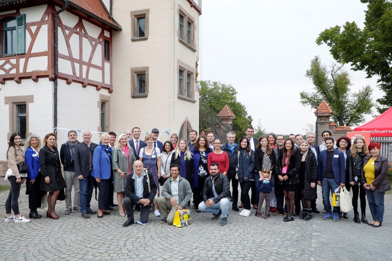 Impressionen von der Einbürgerungsfeier 2022 auf Gut Wolfgangshof, Anwanden.
Foto: Melanie Huml