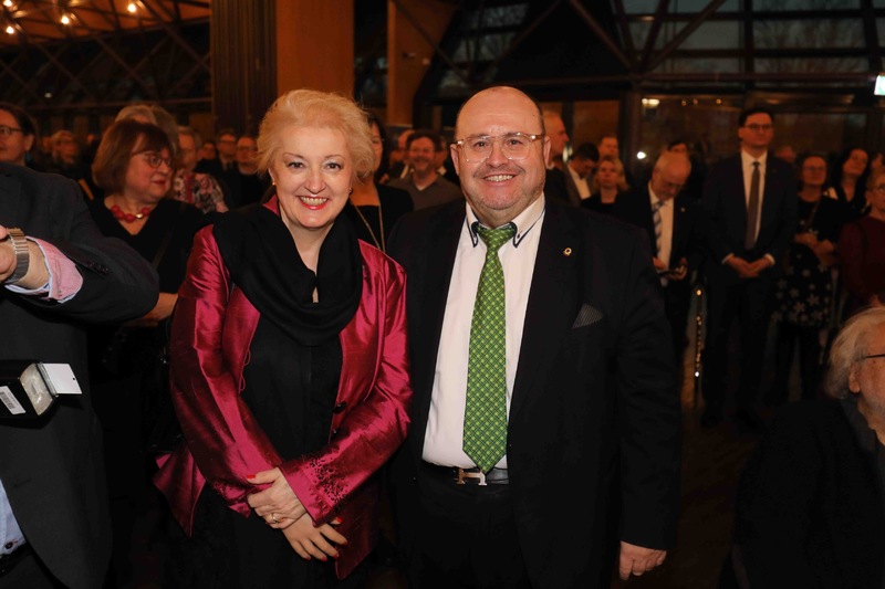 Petra Guttenberger MdL und Thomas Blösel beim Fürther Jahresgespräch.
Foto: Udo Dreier