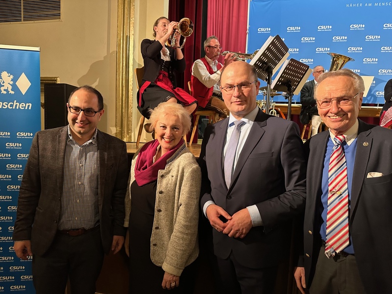 Politischer Aschermittwoch in Nürnberg, hier mit viel politischer Prominenz. Foto: Udo Dreier