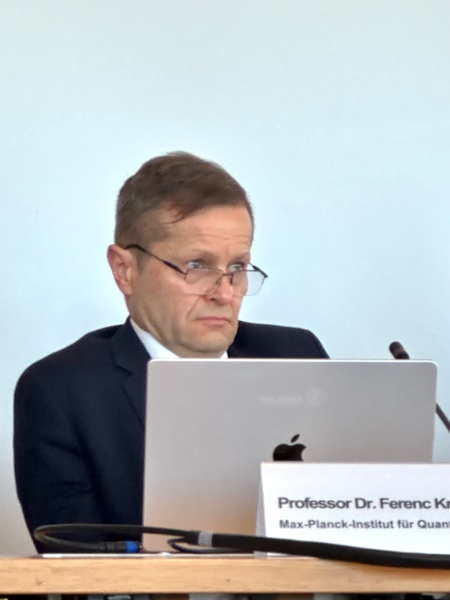 Diese Woche haben wir uns mit Physik-Nobelpreisträger Prof. Dr. Ferenc Krausz über innovative Ansätze der Krebsfrüherkennung ausgetauscht.
Foto: Petra Guttenberger